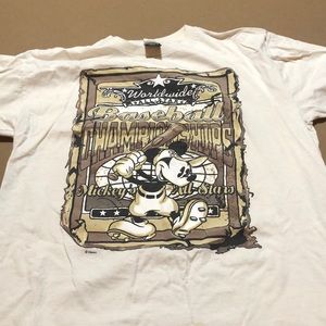 Vintage Mickey baseball tee. Size xl